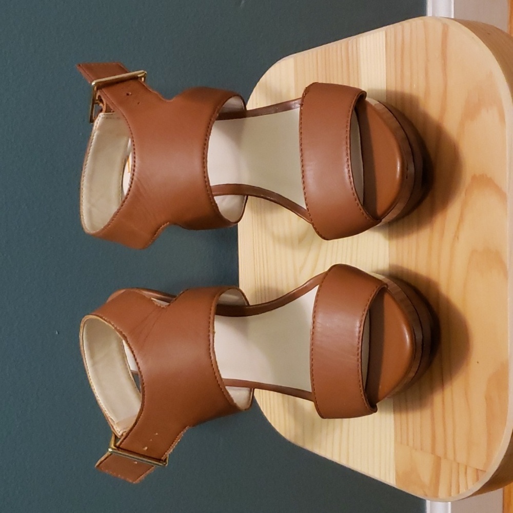 Levity Austin high heels, Size 5.5, Cognac